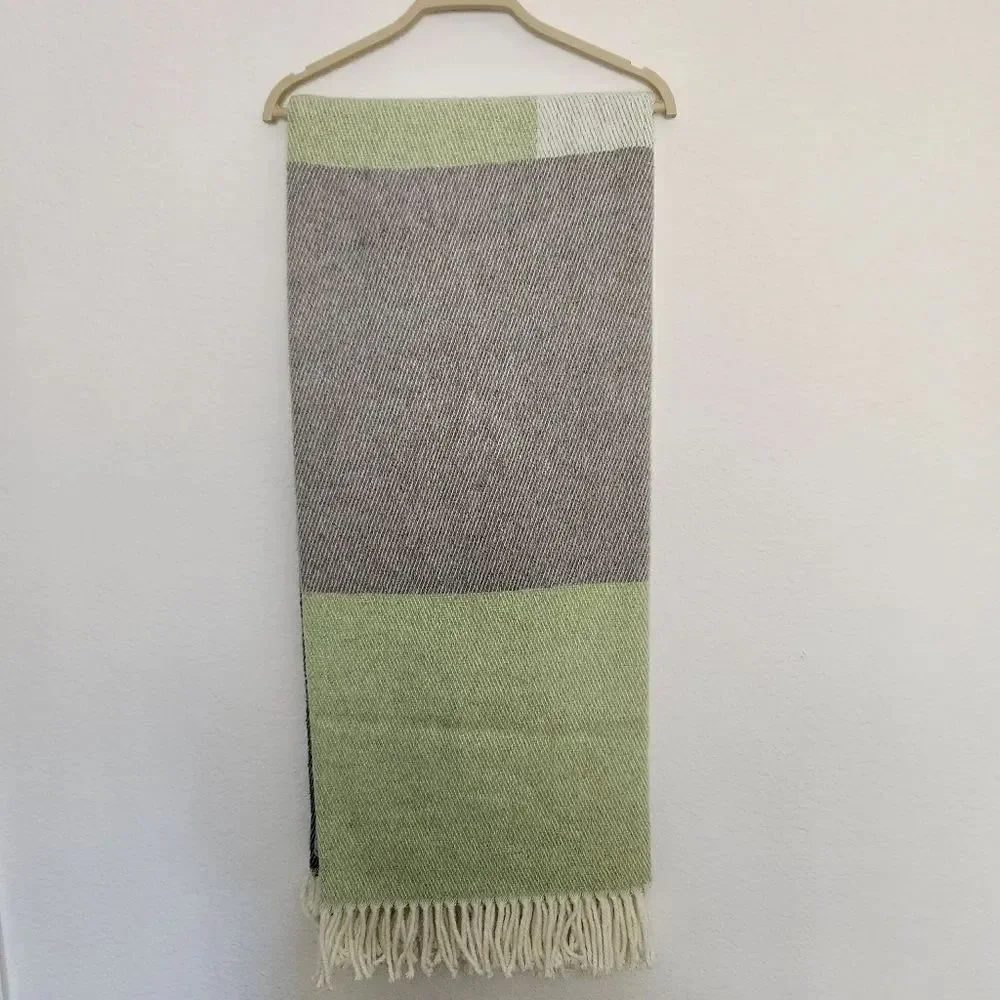 Texteis Penedo, S.A. Made in Portugal Oversized Throw Blanket 50